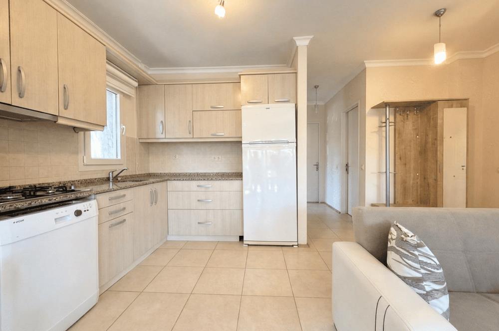 Anatolia Beach Residence'da, Denize Sıfır, Satılık 2+1 Daire