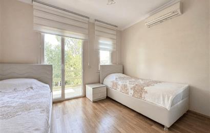 Anatolia Beach Residence'da, Denize Sıfır, Satılık 2+1 Daire