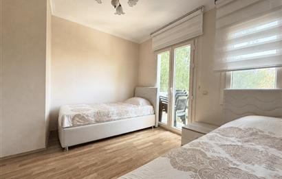 Anatolia Beach Residence'da, Denize Sıfır, Satılık 2+1 Daire