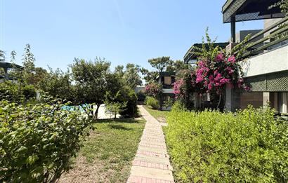 Anatolia Beach Residence'da, Denize Sıfır, Satılık 2+1 Daire