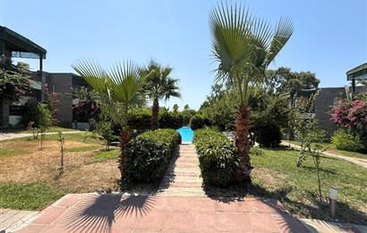 Anatolia Beach Residence'da, Denize Sıfır, Satılık 2+1 Daire