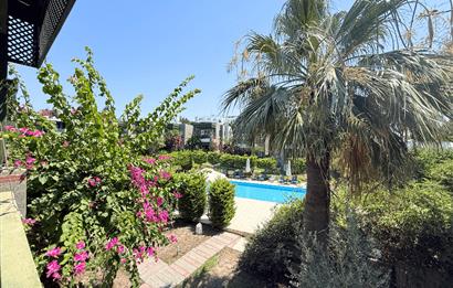 Anatolia Beach Residence'da, Denize Sıfır, Satılık 2+1 Daire