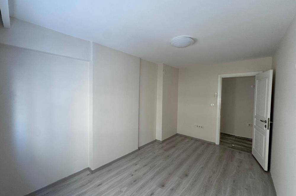Demirköprü'de Merkezi Konumda, Tadilatlı Satılık 3+1 Daire