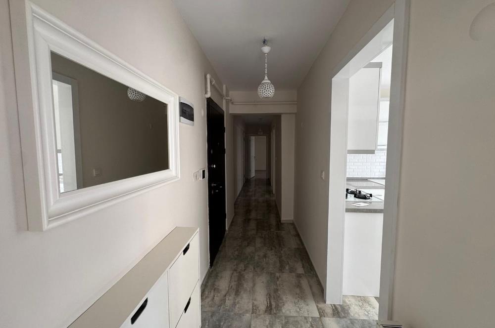 Demirköprü'de Merkezi Konumda, Tadilatlı Satılık 3+1 Daire