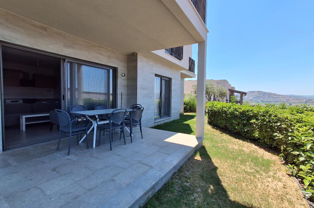 Dörttepe'de havuzlu sitede  aydan aya ödemeli 2+1 bahce katı daire