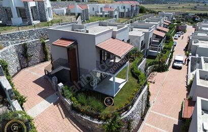 Dörttepe'de havuzlu sitede  aydan aya ödemeli 2+1 bahce katı daire