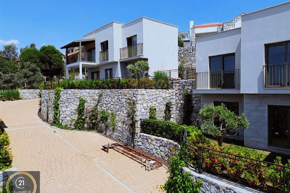 Dörttepe'de havuzlu sitede  aydan aya ödemeli 2+1 bahce katı daire