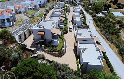 Dörttepe'de havuzlu sitede  aydan aya ödemeli 2+1 bahce katı daire