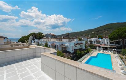 C21 Cius; Narlı Aydınlar'da Havuzlu Teraslı Villa