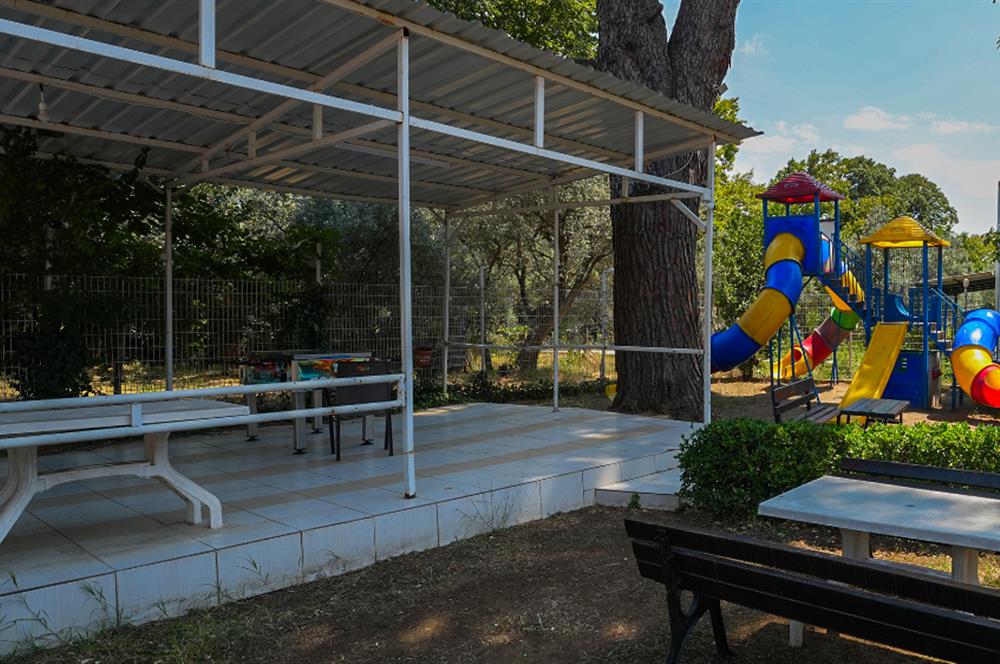 C21 Cius; Narlı Aydınlar'da Havuzlu Teraslı Villa