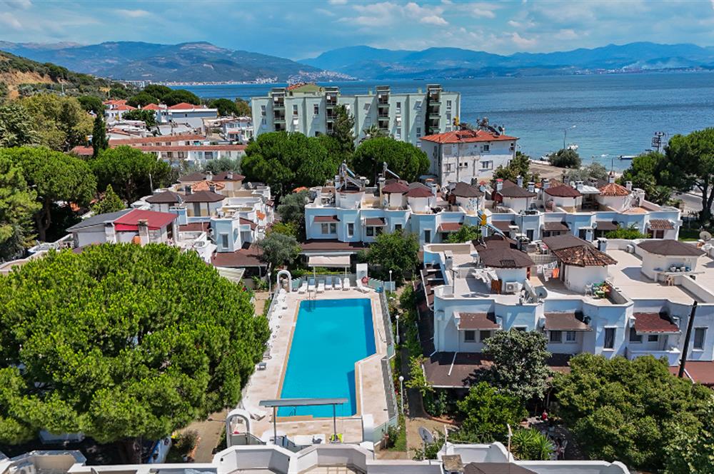 C21 Cius; Narlı Aydınlar'da Havuzlu Teraslı Villa