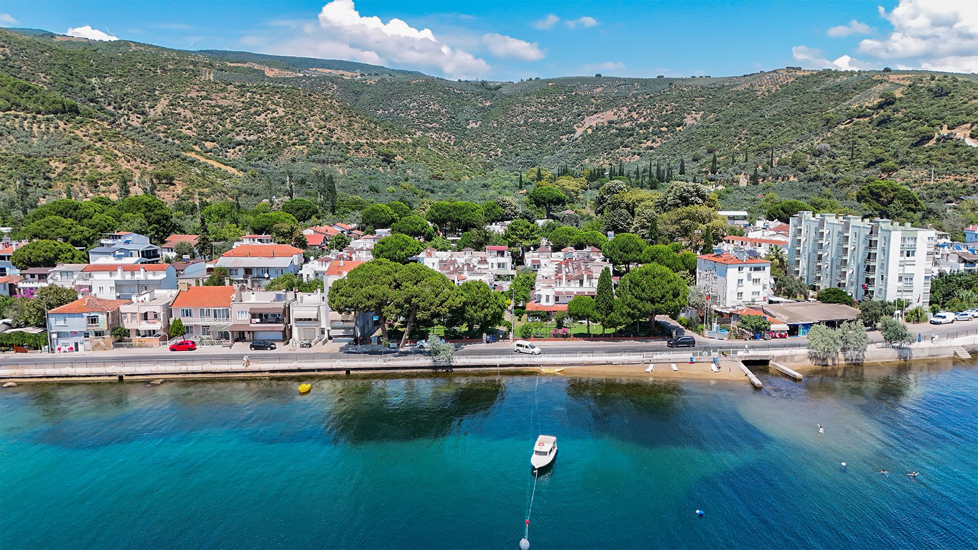 C21 Cius; Narlı Aydınlar'da Havuzlu Teraslı Villa