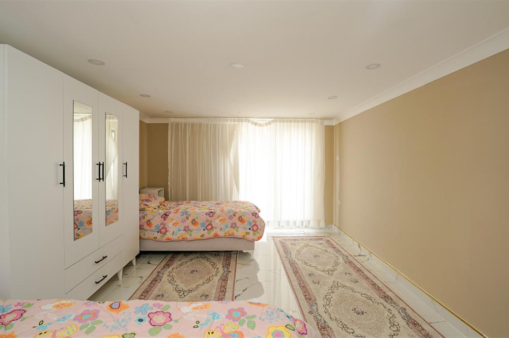 C21 Cius; Roda İmam Hatip Okulu Civarı Eşyalı 6+1 Kiralık Dubleks