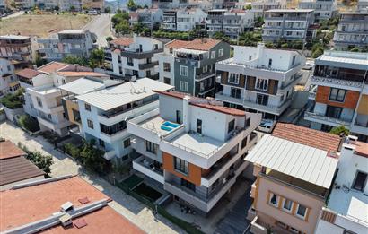 KARESİ KUVAYI MİLLİYE MAHALLESİ'NDE SATILIK LÜKS 5+2 TERASLI TRİPLEX VİLLA