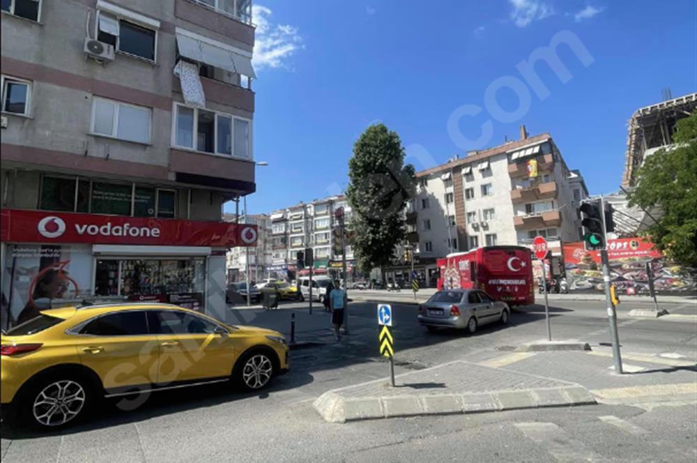 MALTEPE MiNİBÜS CADDESİNDE 400 m2 SATILIK DÜKKAN