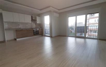 KOZYATAĞI KAYASULTAN SK 2+1 TEMİZ ARA KAT KİRALIK DAİRE