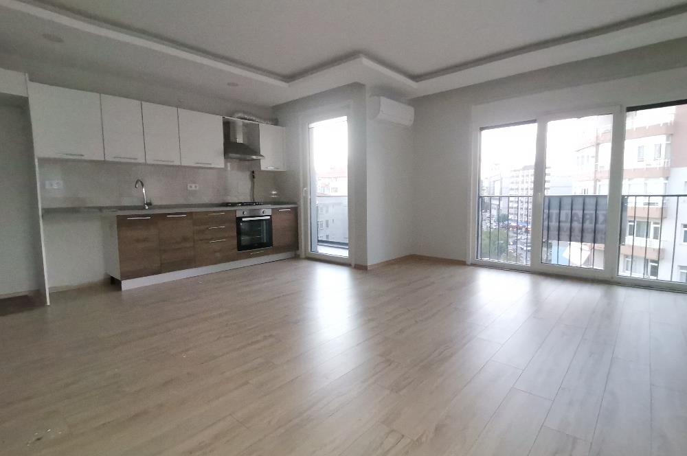 KOZYATAĞI KAYASULTAN SK 2+1 TEMİZ ARA KAT KİRALIK DAİRE