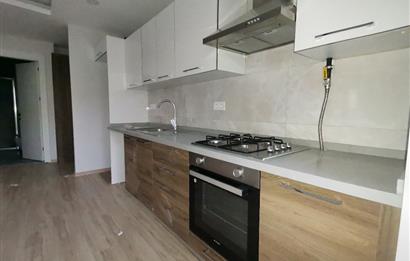 KOZYATAĞI KAYASULTAN SK 2+1 TEMİZ ARA KAT KİRALIK DAİRE