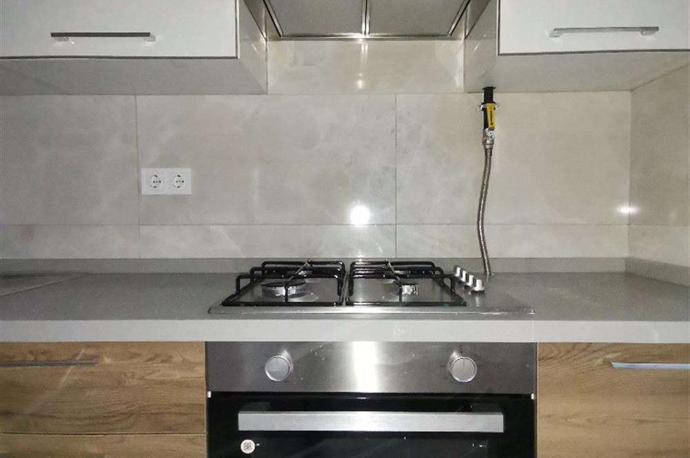 KOZYATAĞI KAYASULTAN SK 2+1 TEMİZ ARA KAT KİRALIK DAİRE