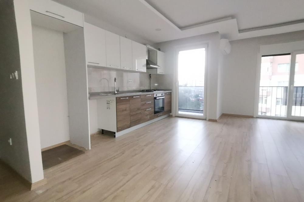 KOZYATAĞI KAYASULTAN SK 2+1 TEMİZ ARA KAT KİRALIK DAİRE