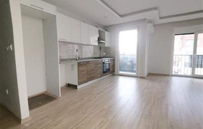 KOZYATAĞI KAYASULTAN SK 2+1 TEMİZ ARA KAT KİRALIK DAİRE