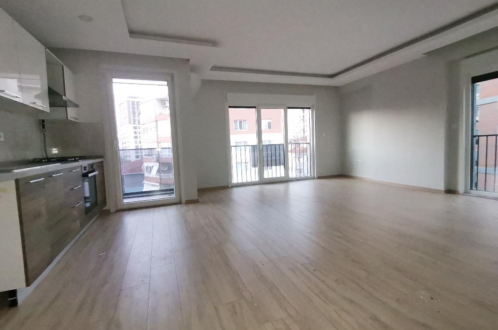KOZYATAĞI KAYASULTAN SK 2+1 TEMİZ ARA KAT KİRALIK DAİRE