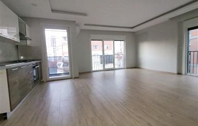 KOZYATAĞI KAYASULTAN SK 2+1 TEMİZ ARA KAT KİRALIK DAİRE