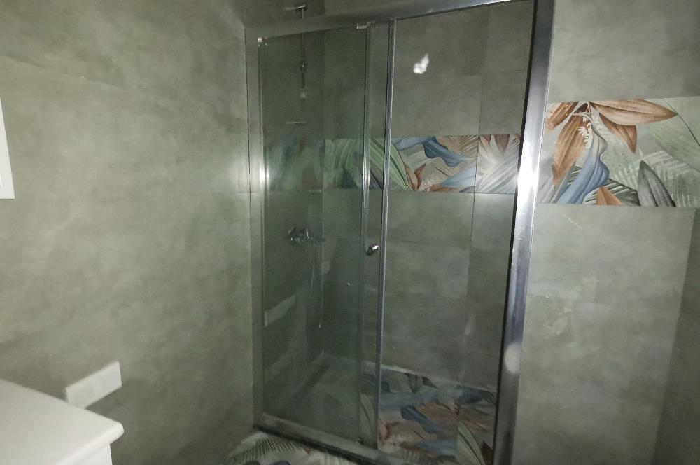 KOZYATAĞI KAYASULTAN SK 2+1 TEMİZ ARA KAT KİRALIK DAİRE