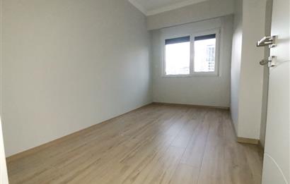 KOZYATAĞI KAYASULTAN SK 2+1 TEMİZ ARA KAT KİRALIK DAİRE