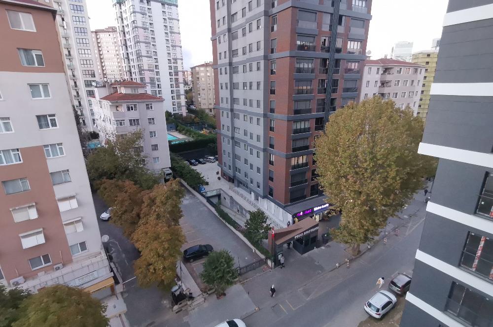 KOZYATAĞI KAYASULTAN SK 2+1 TEMİZ ARA KAT KİRALIK DAİRE
