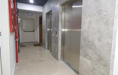 KOZYATAĞI KAYASULTAN SK 2+1 TEMİZ ARA KAT KİRALIK DAİRE