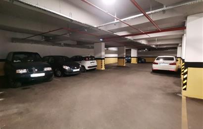 KOZYATAĞI KAYASULTAN SK 2+1 TEMİZ ARA KAT KİRALIK DAİRE