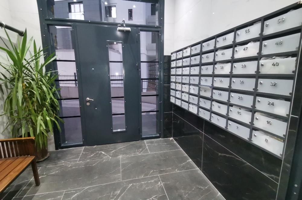 KOZYATAĞI KAYASULTAN SK 2+1 TEMİZ ARA KAT KİRALIK DAİRE