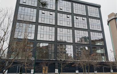 ARKIN DURUR'DAN E-5 2.BİNA HİLTON YANI 149m2 NET PLAZA OFİS KATI