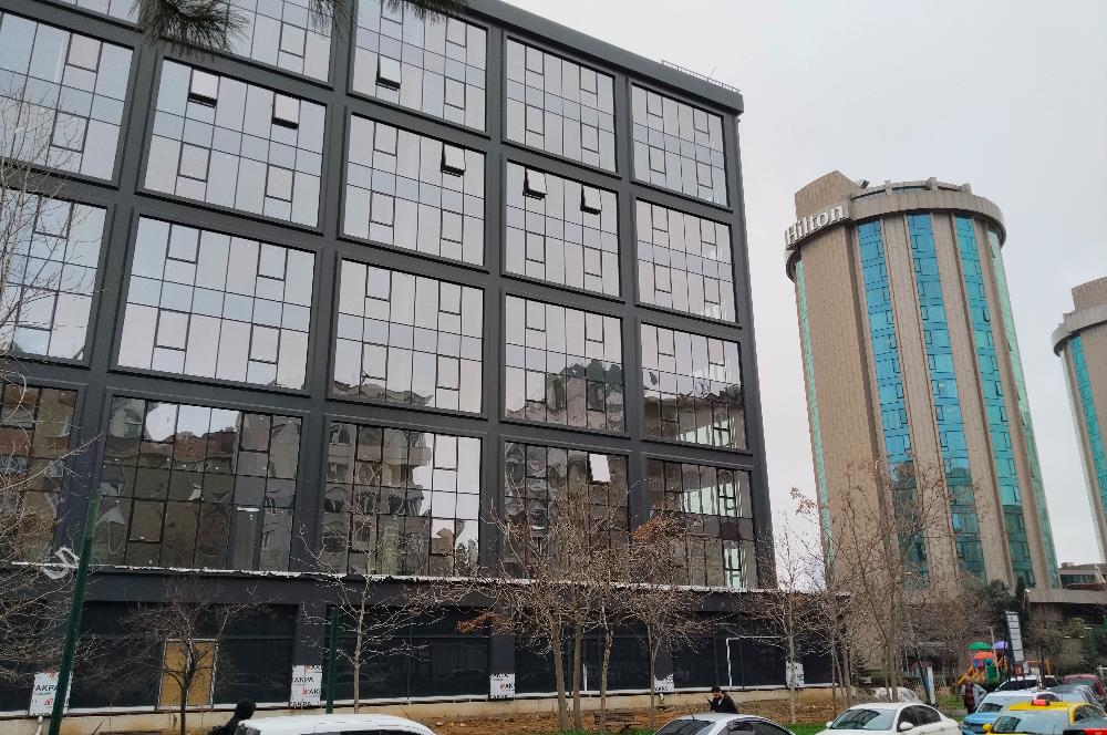 ARKIN DURUR'DAN E-5 2.BİNA HİLTON YANI 149m2 NET PLAZA OFİS KATI