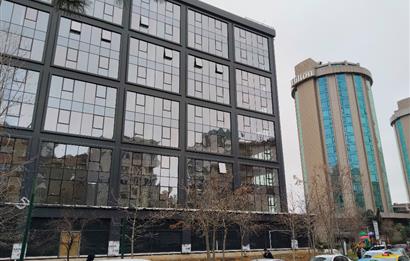 ARKIN DURUR'DAN E-5 2.BİNA HİLTON YANI 149m2 NET PLAZA OFİS KATI