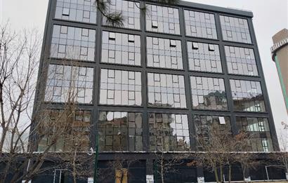 ARKIN DURUR'DAN E-5 2.BİNA HİLTON YANI 149m2 NET PLAZA OFİS KATI