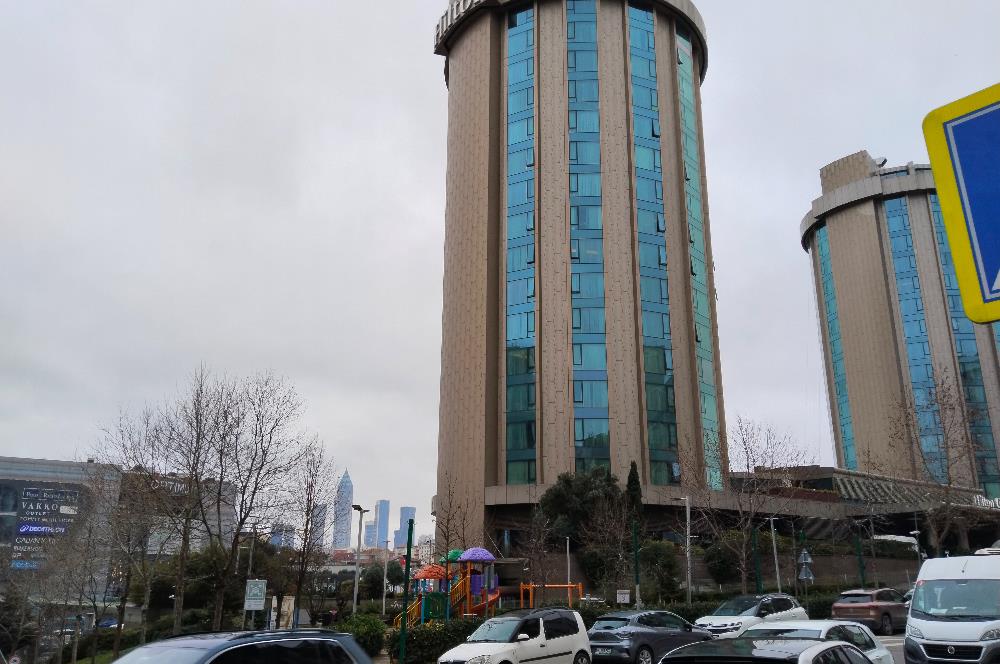 ARKIN DURUR'DAN E-5 2.BİNA HİLTON YANI 149m2 NET PLAZA OFİS KATI