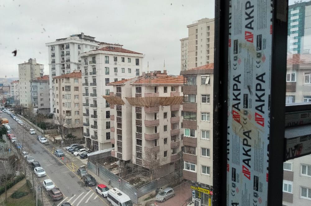 ARKIN DURUR'DAN E-5 2.BİNA HİLTON YANI 149m2 NET PLAZA OFİS KATI