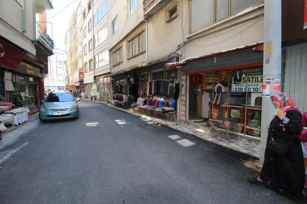 CENTURY21 BAL'DAN EGE MAHALLESİ'NDE DÜKKAN