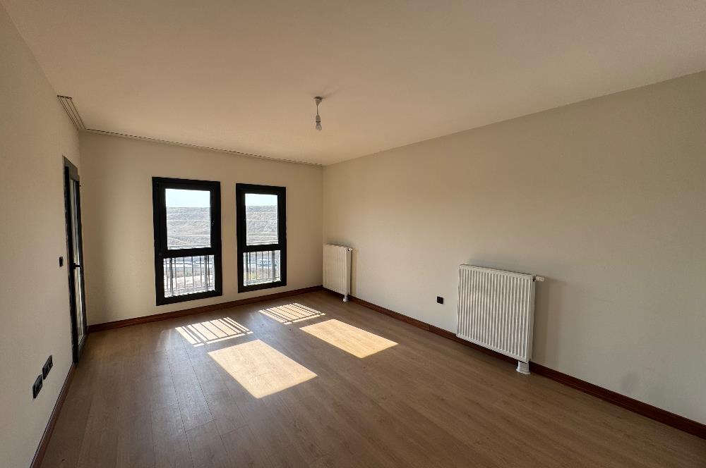 TUZLA AYDINLI TOKİ DE 2+1 KİRALIK DAİRE