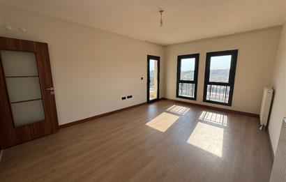 TUZLA AYDINLI TOKİ DE 2+1 KİRALIK DAİRE