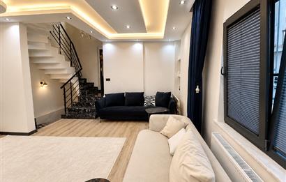 KARESİ KUVAYI MİLLİYE MAHALLESİ'NDE SATILIK LÜKS 5+2 TERASLI TRİPLEX VİLLA