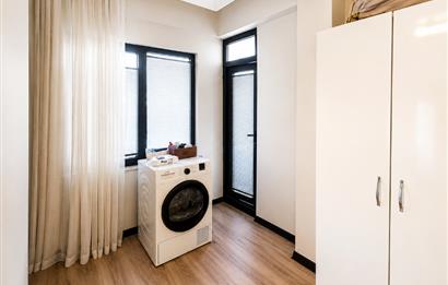 KARESİ KUVAYI MİLLİYE MAHALLESİ'NDE SATILIK LÜKS 5+2 TERASLI TRİPLEX VİLLA