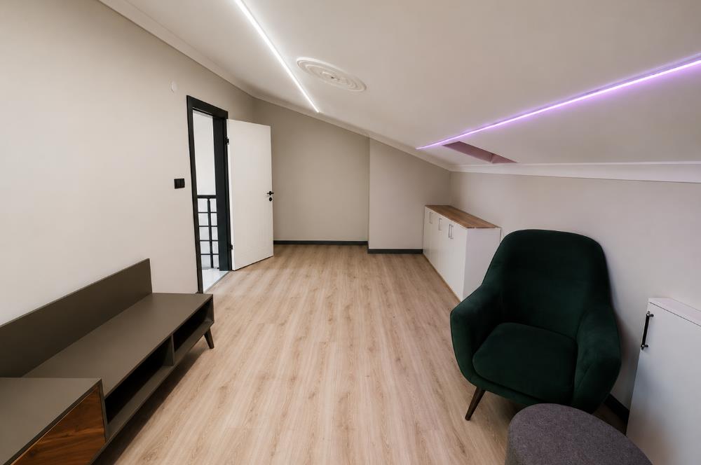 KARESİ KUVAYI MİLLİYE MAHALLESİ'NDE SATILIK LÜKS 5+2 TERASLI TRİPLEX VİLLA