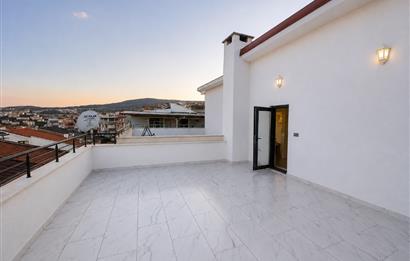 KARESİ KUVAYI MİLLİYE MAHALLESİ'NDE SATILIK LÜKS 5+2 TERASLI TRİPLEX VİLLA