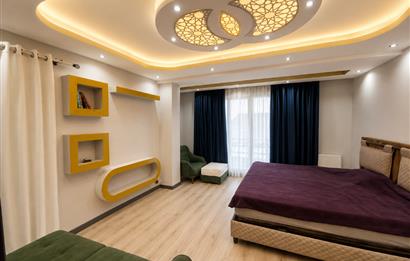 KARESİ KUVAYI MİLLİYE MAHALLESİ'NDE SATILIK LÜKS 5+2 TERASLI TRİPLEX VİLLA