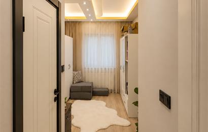 KARESİ KUVAYI MİLLİYE MAHALLESİ'NDE SATILIK LÜKS 5+2 TERASLI TRİPLEX VİLLA