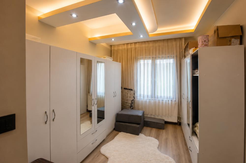 KARESİ KUVAYI MİLLİYE MAHALLESİ'NDE SATILIK LÜKS 5+2 TERASLI TRİPLEX VİLLA