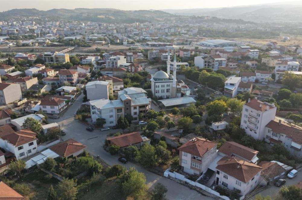 SUSURLUK//KARŞIYAKA MAH. 200m2 SATILIK ARSA C21 BAL'DAN